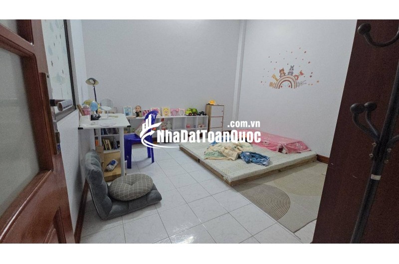 Bán nhà Thái Thịnh 35m 4 tầng MT4.3m lô góc, kinh doanh hơn 13 tỷ.